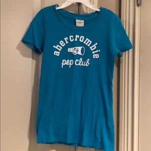 Abercrombie kids size M T-shirt